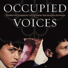 When the occupied territories exploded following the collapse of the Camp David talks and Ariel Sharon’s inflammatory visit to the Al-Aqsa Mosque in Jerusalem, Wendy Pearlman, a young Jewish woman from Nebraska, immersed herself amongst ordinary Palestinians and, a la Studs Terkel, recorded their lives.